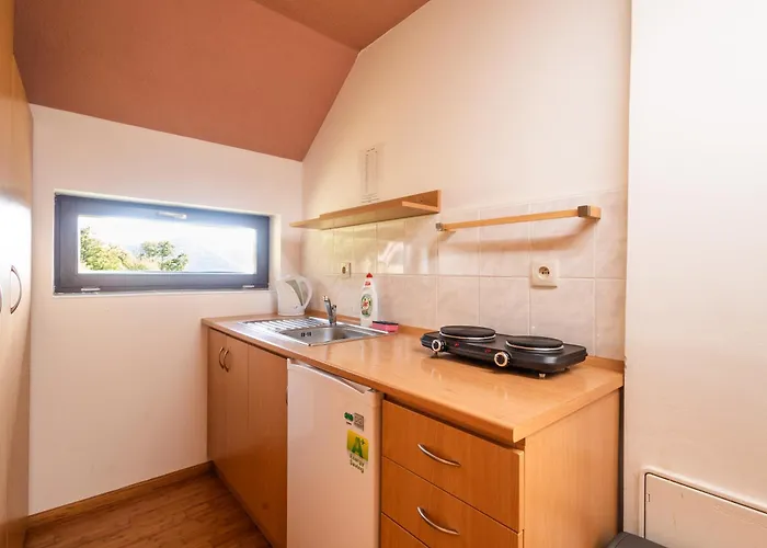 Bungalovy-pustevny Prázdninový areál 4*